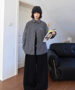 Japanese-Style Retro Loose-Fit Fine Check Long Sleeve Shirt for Men & Women, Casual Versatile Couple's Jacket for Spring & Autumn