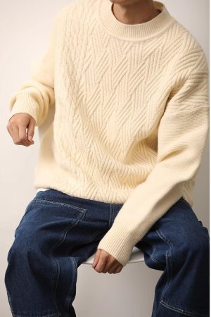 Japanese-Style Retro Minimalist Solid Color Round Neck Sweater for Men and Women - Autumn Winter Loose Knitwear Couple Trend