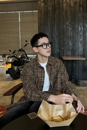 Japanese-Style Retro Plaid Workwear Shirt Jacket for Men and Women - Thick Long Sleeve, Minimalist Casual, Autumn Winter College Trend