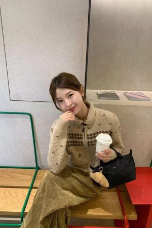 Khaki Fair Isle Jacquard Cardigan for Women - Retro Pumpkin Korean Niche Lazy-Style Knitted Outerwear