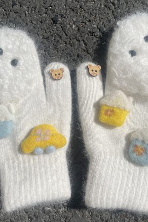 Knitted Cartoon Gloves for Girls - Warm Five-Finger Rabbit Fur Design with Floral Print - Cute Cycling Accessories