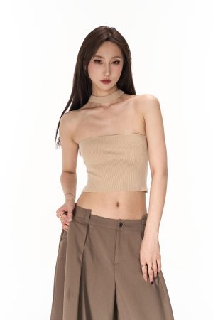 Knitted Wool Halter Slim Fit Strapless Top - Soft, Skin-Friendly Off-Shoulder Women's Shirt for Y2K and Korean Style Looks