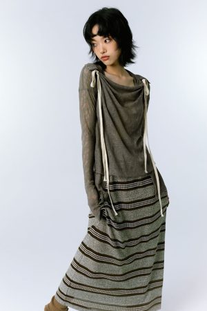 Korea December Outfit, Korea January Outfit - Grunge Asymmetric Long Sleeve Lace Top