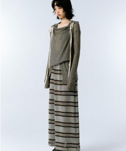 Korea December Outfit, Korea January Outfit - Grunge Asymmetric Long Sleeve Lace Top