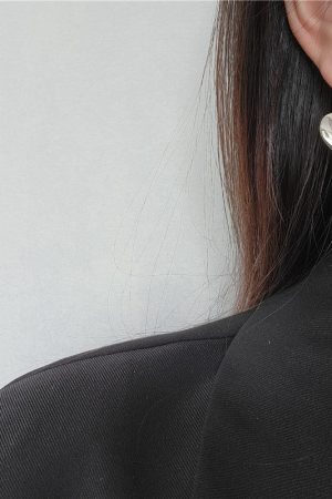 Korean and Japanese Inspired Textured Heart-Shaped Glossy Pearl Mixed Earrings for Women - Niche Fashion Jewelry