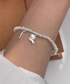 Korean and Japanese Style Lightweight Luxury Dog Bone Pendant Bracelet for Women â€“ High-Quality Niche Design