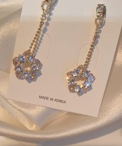 Korean Floral Stud Earrings with Water Diamonds, Lightweight Luxury Small Accessories, High-End Design for 2025