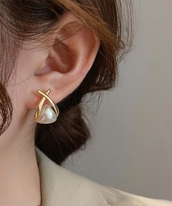 Korean Metallic Cross Pearl Drop Earrings - High-End Light Luxury Stud Earrings for Women, Stylish Niche Accessories 2025