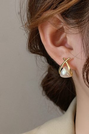 Korean Metallic Cross Pearl Drop Earrings - High-End Light Luxury Stud Earrings for Women, Stylish Niche Accessories 2025