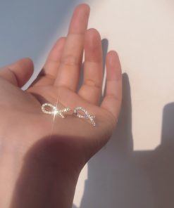 Korean Minimalist Diamond Cross Stud Earrings - High-End Simple Design, Small Exquisite Accessories for Cold Style Fashion