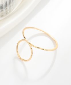 Korean Minimalist Geometric Circle Hollow Ring - Women's Brass Electroplated Fashion Jewelry