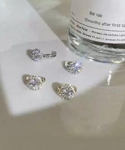 Korean Minimalist One Diamond Sparkling Zircon Ear Clip Earrings for Women - Classic Elegant Jewelry Accessory