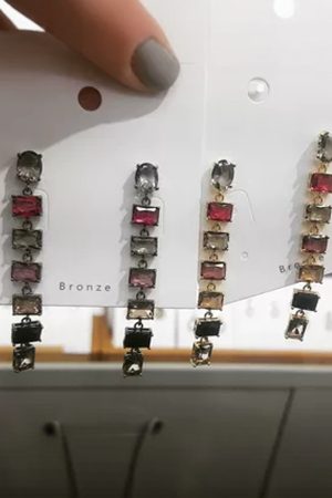 Korean Retro Exquisite Temperament Earrings - Trendy Light Luxury Ear Studs for Women, High-End Niche Design