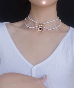 Korean Retro Pearl Collarbone Necklace for Women - Elegant French Style Chain Pendant in Fresh Design