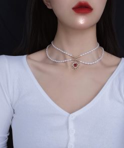 Korean Retro Pearl Collarbone Necklace for Women - Elegant French Style Chain Pendant in Fresh Design