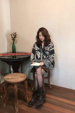 Korean Retro Pumpkin Jacquard Sweater for Women - Loose-Fitting High-End Knit Pullover Top