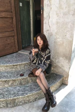 Korean Retro Pumpkin Jacquard Sweater for Women - Loose-Fitting High-End Knit Pullover Top