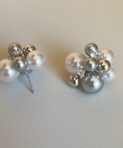 Korean S925 Silver Pearl Mother-of-Pearl Earrings - Retro Hong Kong Style, Simple and Versatile Large Earrings for Fashion Enthusiasts