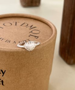 Korean-Style Adjustable Open Finger Heart Lace Ring for Women - Trendy High-End Fashion Accessory 2025