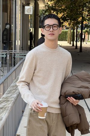 Korean Style Apricot Knitted Sweater for Men - Simple Textured Casual Base Layer for Autumn and Winter Wear