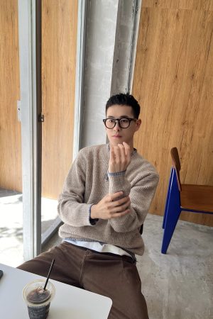 Korean Style Autumn Winter Loose Henley Neck Sweater for Men - Casual Pullover Top in Cozy Design