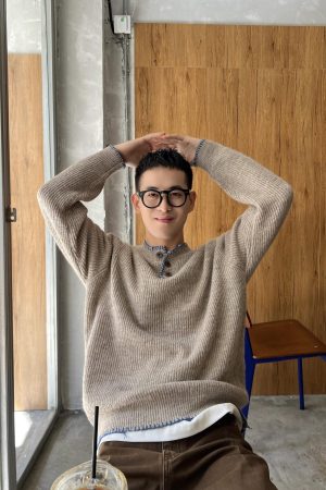 Korean Style Autumn Winter Loose Henley Neck Sweater for Men - Casual Pullover Top in Cozy Design