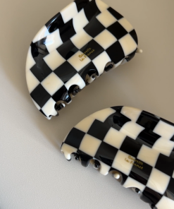 Korean Style Black and White Checkerboard Half-Moon Acetate Hair Claw Shark Clip for Effortless Chic Hairdos