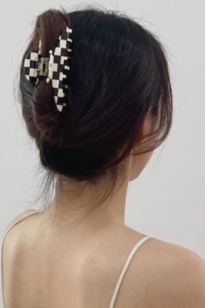 Korean Style Black and White Checkerboard Half-Moon Acetate Hair Claw Shark Clip for Effortless Chic Hairdos
