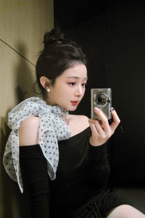 Korean Style Black and White Polka Dot Silk Scarf - Elegant Flowing Neck Tie, Fashionable Versatile Accessory for Any Outfit
