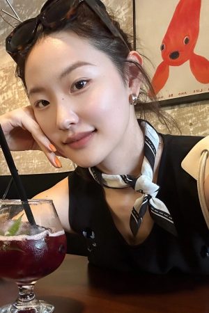 Korean-Style Black and White Printed Silk Scarf - Versatile Elegant Neck Scarf, Hair Tie, Bag Accessory for Mature Fashion