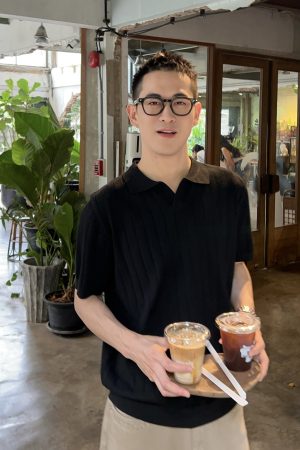 Korean Style Black Ice Silk Knitted Henley T-Shirt for Men - Casual Loose Short Sleeve Summer Top