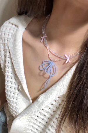 Korean Style Bow Necklace - Elegant High-End Clavicle Chain Accessory for Women, Luxury Dongdaemun Design