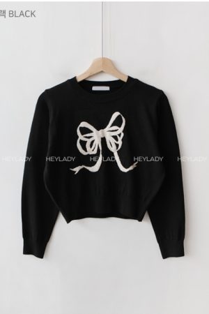 Korean Style Bow Pattern Round Neck Knitted Sweater - Cute Romantic Design, Trendy 2025 Fashion for Effortless Style