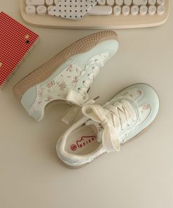 Korean-Style Breathable Platform Sneakers for Women - Thick-Soled White Summer Shoes - Versatile Student Footwear 2025