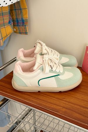 Korean-Style Casual Flat Sports Shoes for Women - Soft-Bottom Versatile Training Sneakers, 2025 New Trendy Footwear