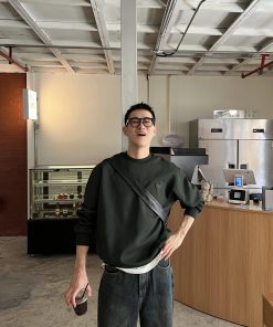 Korean Style Casual Green Heart Relief Sweatshirt for Men - Loose Fit Comfortable Long Sleeve Top for Autumn Winter Wear