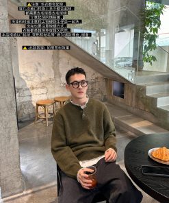 Korean Style Casual Green Pullover Henley Sweater for Men - Simple Versatile Loose Top