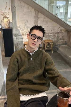 Korean Style Casual Green Pullover Henley Sweater for Men - Simple Versatile Loose Top