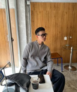 Korean Style Casual Solid Color Zip-Up Sweater Cardigan for Men - Versatile Knitted Jacket for Autumn and Winter Fashion