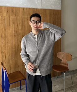 Korean Style Casual Solid Color Zip-Up Sweater Cardigan for Men - Versatile Knitted Jacket for Autumn and Winter Fashion
