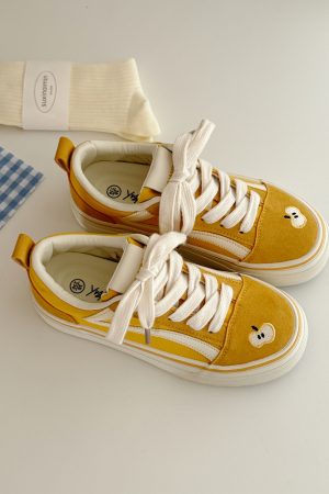 Korean Style Casual Training Shoes for Women - Soft Bottom, Thick Sole, Versatile Sports Footwear, 2025 Fashion Trend