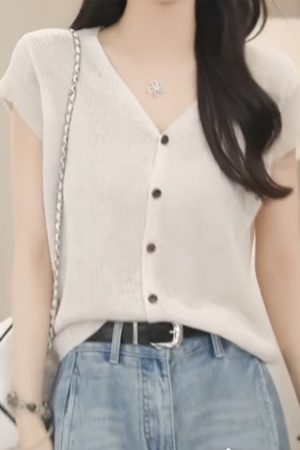 Korean Style Casual Versatile Knitted Sweater for Women - Trendy High-End Niche Chic Fashion Top for Summer 2025