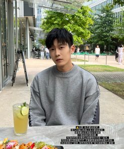 Korean Style Color Block Thickened Sweater for Men - Minimalist Loose Versatile Autumn/Winter Top