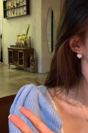 Korean Style Cute Versatile Zircon Bow Earrings - Light Luxury High-End Temperament Heart Design