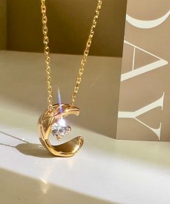 Korean Style Diamond-Studded Moon Pendant Necklace - 925 Pure Silver Clavicle Chain, Jennie-Inspired Fashion Jewelry