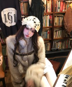 Korean Style Eco-Friendly Faux Fur Coat for Women, Loose Plush Short Jacket for Autumn and Winter Fashion