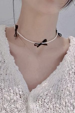 Korean Style Elegant Mini Pearl Beaded Bow Necklace with Clavicle Chain - Sweet Temperament Fashion Accessory
