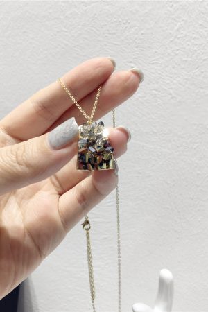 Korean-Style Exquisite Light Luxury Color-Blocking Crystal Trapezoidal Short Necklace for Clavicle and Layering Fashion