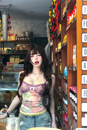 Korean Style Fake Two-Piece Lace Halter Crop Top - Slim-Fit Summer Fashion for Trendy Girls