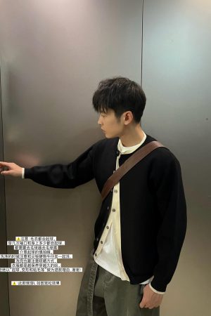 Korean Style Fake Two-Piece Sweater Cardigan for Men, Thick Loose Casual Jacket for Autumn and Winter Fashion